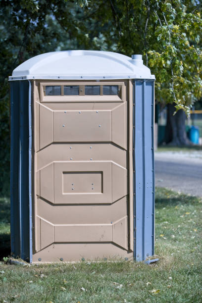 Best Luxury portable toilet rental  in Three Lakes, FL